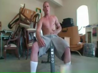 Secret Weight Lifting Fag Free Homosexual Porn 1 By Gothimout
